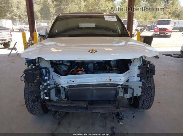 7PDSGBBAXSN047220 2025 RIVIAN R1S White Front view