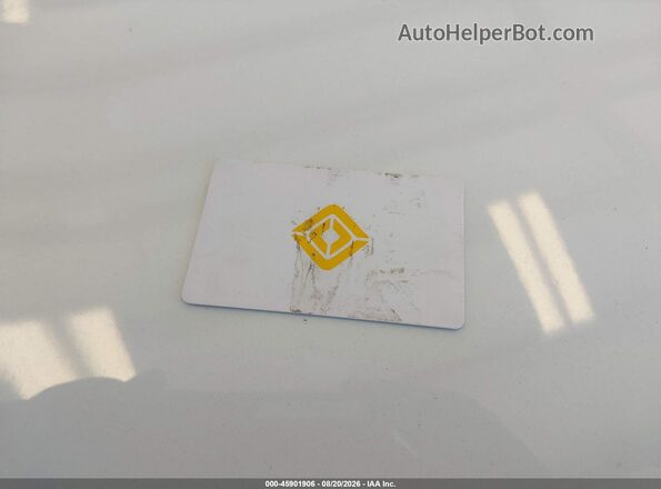 7PDSGBBAXSN047220 2025 RIVIAN R1S White Dashboard view