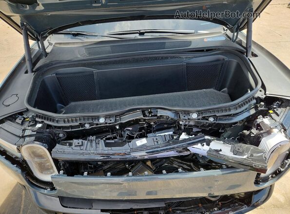 7PDSGCBP3SN071594 2025 RIVIAN R1S Gray Engine compartment view