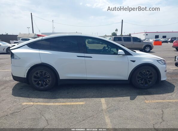 7SAXCAE53PF402299 2023 TESLA MODEL X White Vista interior trasera