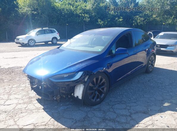 7SAXCAE56RF455758 2024 TESLA MODEL X Blue Vista tres cuartos delantera izquierda