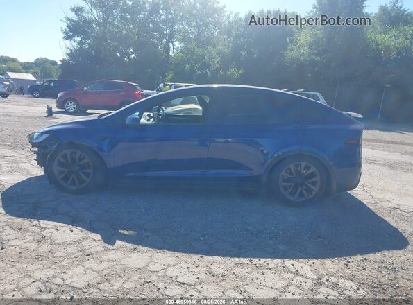 7SAXCAE56RF455758 2024 TESLA MODEL X Blue Vista interior trasera