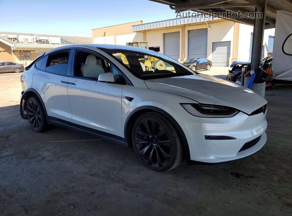 7SAXCAE58PF380199 2023 TESLA MODEL White Передня права чверть