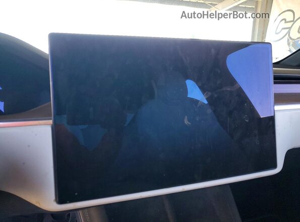 7SAXCAE58PF380199 2023 TESLA MODEL White Вид щитка приладів