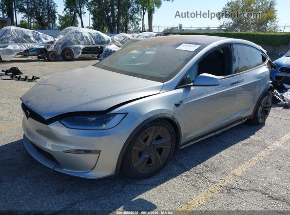 7SAXCAE59TF482329 2026 TESLA MODEL X Silver Przód lewy