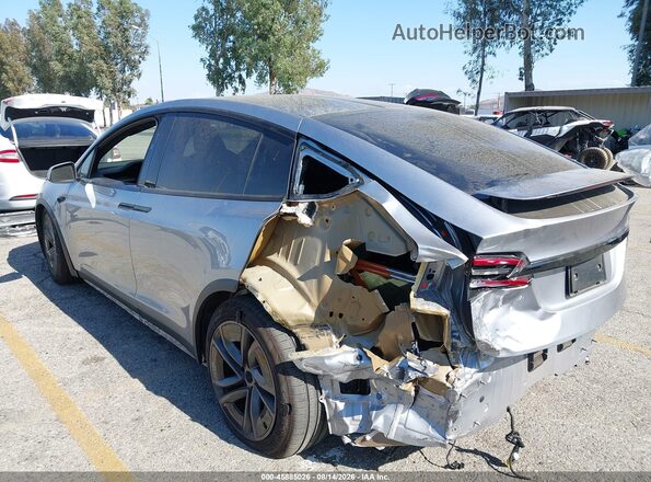 7SAXCAE59TF482329 2026 TESLA MODEL X Silver Tył lewy