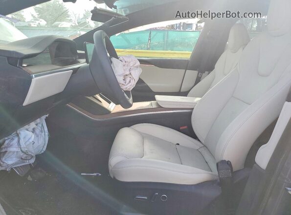 7SAXCBE53PF416192 2023 TESLA MODEL Gray წინა სალონის ხედი