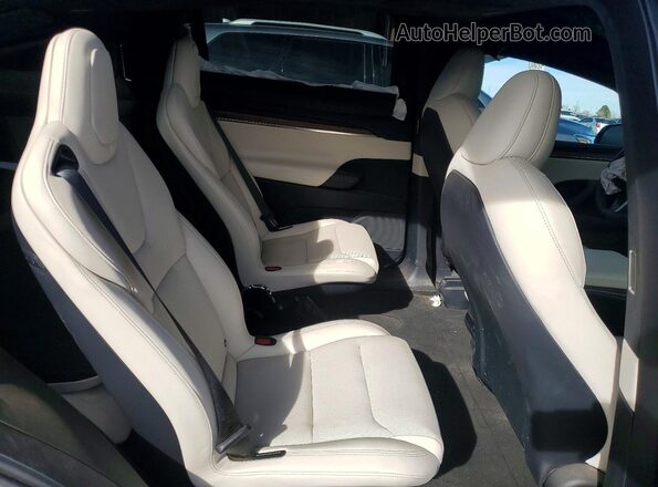 7SAXCBE53PF416192 2023 TESLA MODEL Gray უკანა სავარძლების ხედი