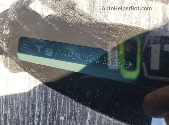 7SAXCBE62NF352829 2022 TESLA MODEL Blue Вид наклейки з VIN-кодом