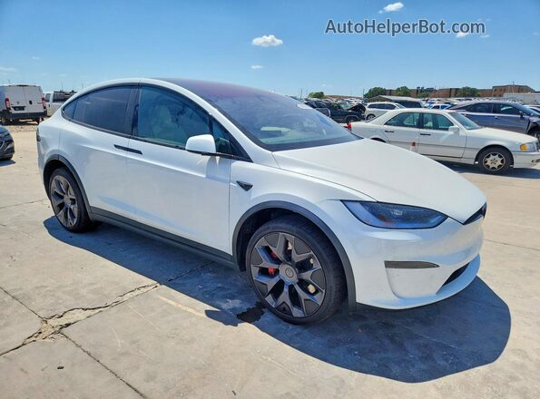7SAXCBE68TF486676 2026 TESLA MODEL White Delantero derecho