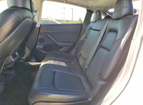 7SAYGAEE0PF686273 2023 TESLA MODEL Белый Вид задней части салона