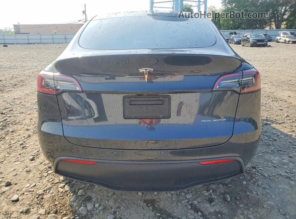 7SAYGAEE0RF111805 2024 TESLA MODEL Черный Вид сзади