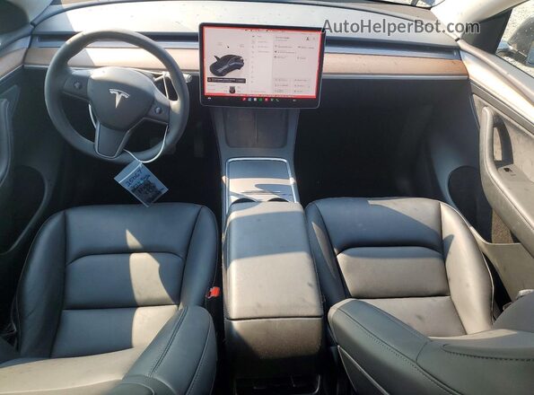 7SAYGAEE0RF111805 2024 TESLA MODEL Черный Вид панели приборов