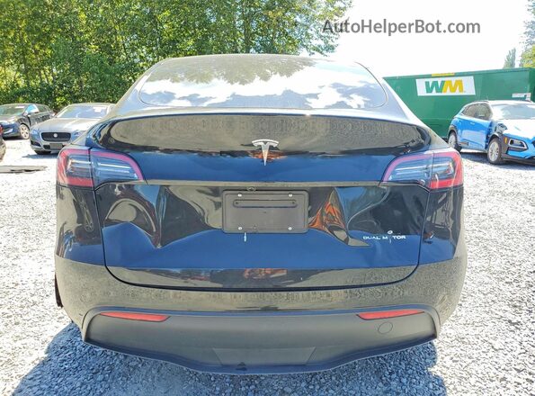 7SAYGAEE0RF190392 2024 TESLA MODEL Black უკანა ხედი