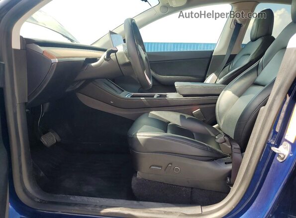 7SAYGAEE1NF310176 2022 TESLA MODEL Blue Вид салону спереду