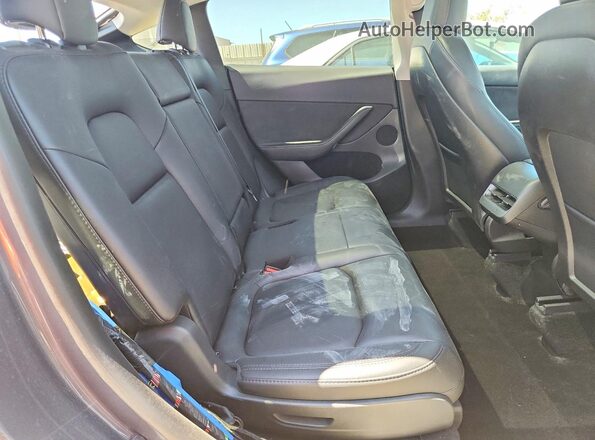7SAYGAEE1PF667344 2023 TESLA MODEL Gray Вид задньої частини салону