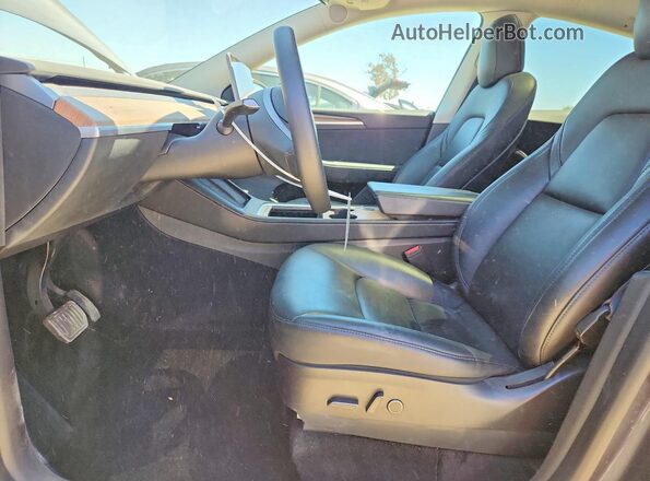 7SAYGAEE1PF667344 2023 TESLA MODEL Gray Вид салону спереду