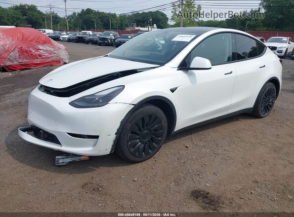 7SAYGAEE1PF792134 2023 TESLA MODEL Y White Передня ліва чверть