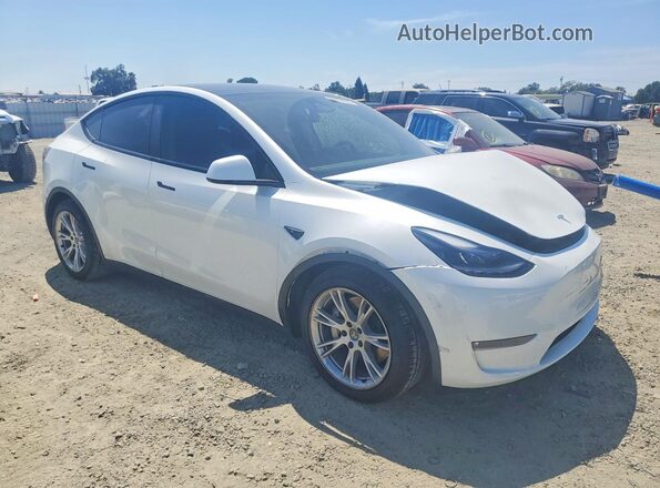 7SAYGAEE1RF005301 2024 TESLA MODEL White Przód prawy