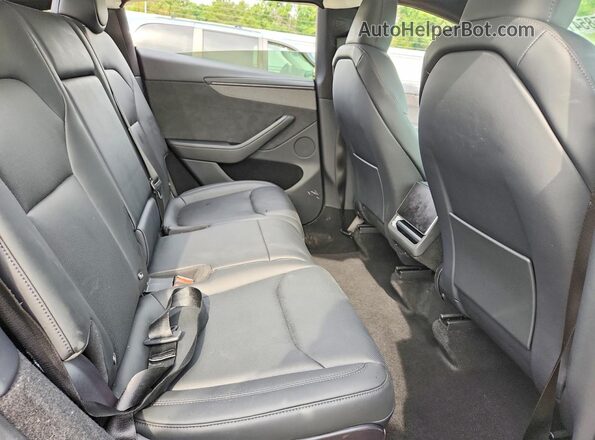 7SAYGAEE1TF617781 2026 TESLA MODEL Charcoal Հետևի նստատեղերի տեսք