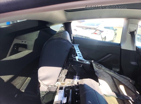 7SAYGAEE3NF350811 2022 TESLA MODEL Белый Вид задней части салона