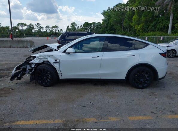 7SAYGAEE3PF590329 2023 TESLA MODEL Y White Вид щитка приладів