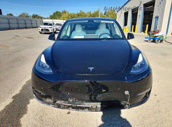 7SAYGAEE4PF640560 2023 TESLA MODEL Black Դիմացի տեսք