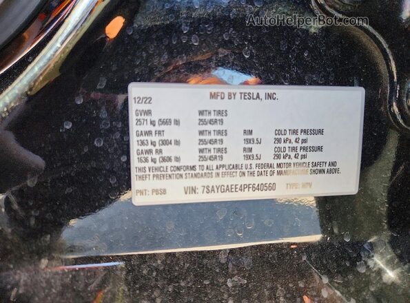 7SAYGAEE4PF640560 2023 TESLA MODEL Black VIN կոդի պիտակի տեսք
