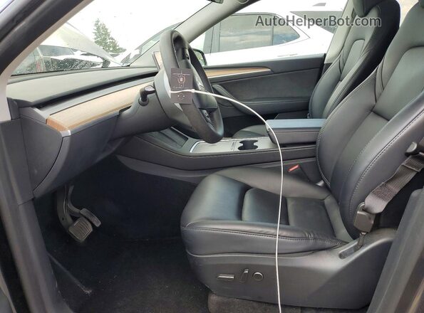 7SAYGAEE4PF834022 2023 TESLA MODEL Серый Вид салона спереди