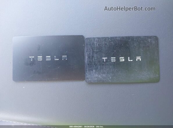 7SAYGAEE4PF912959 2023 TESLA MODEL Y Gray Вид панелі приладів