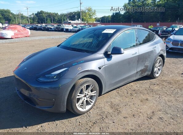 7SAYGAEE4PF912959 2023 TESLA MODEL Y Gray 