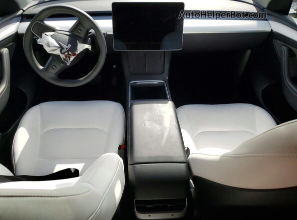 7SAYGAEE4RF209879 2024 TESLA MODEL Silver Dashboard view