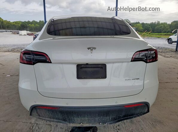 7SAYGAEE7NF337527 2022 TESLA MODEL White Вид ззаду