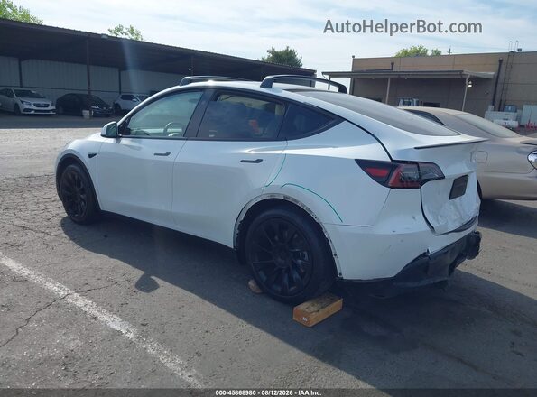 7SAYGAEE7RF189871 2024 TESLA MODEL Y White Հետևի ձախ