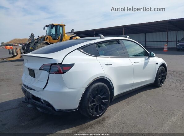 7SAYGAEE7RF189871 2024 TESLA MODEL Y White Հետևի աջ