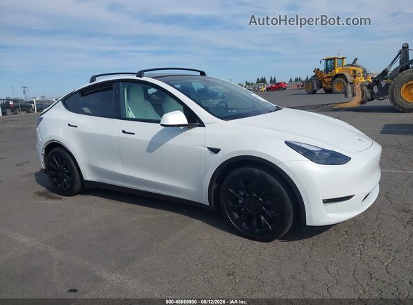 7SAYGAEE7RF189871 2024 TESLA MODEL Y White Սալոնի հետևի տեսք
