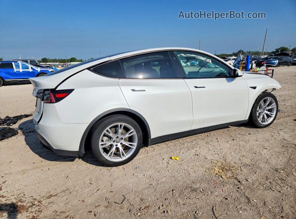 7SAYGAEE8PF933944 2023 TESLA MODEL White Tył prawy