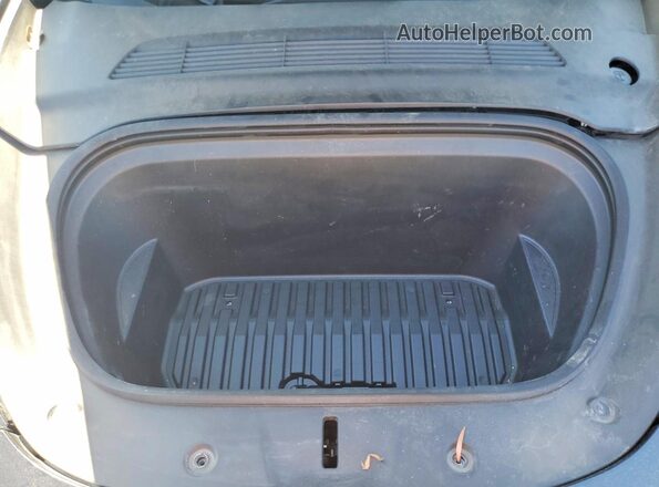 7SAYGAEE8RF027960 2024 TESLA MODEL Gray ძრავის განყოფილების ხედი
