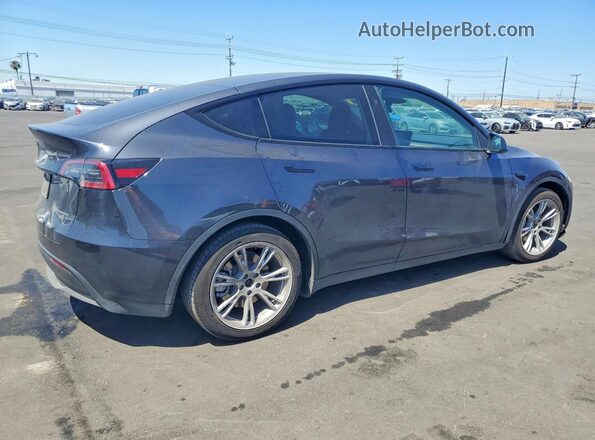 7SAYGAEE8RF027960 2024 TESLA MODEL Gray უკანა მარჯვენა