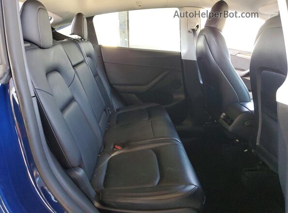 7SAYGAEE9NF559390 2022 TESLA MODEL Blue Հետևի նստատեղերի տեսք