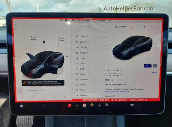 7SAYGAEE9RF002307 2024 TESLA MODEL Gray Սարքավորումների վահանակի տեսք