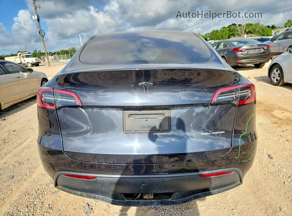 7SAYGAEE9RF002307 2024 TESLA MODEL Gray Հետևի տեսք