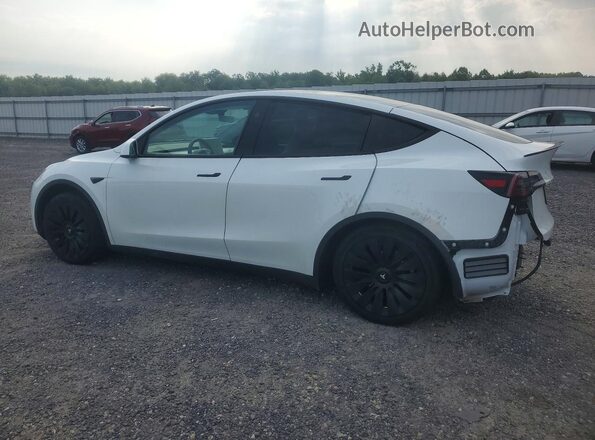 7SAYGAEEXRF073760 2024 TESLA MODEL White Rear left