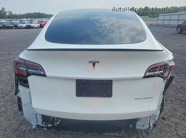 7SAYGAEEXRF073760 2024 TESLA MODEL White Rear view