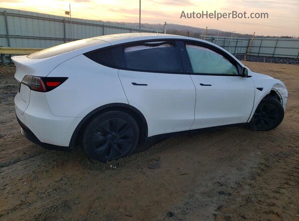 7SAYGAEEXRF206646 2024 TESLA MODEL White Tył prawy