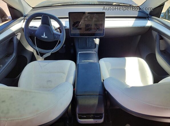7SAYGAEEXSF271552 2025 TESLA MODEL Black წინა პანელის ხედი