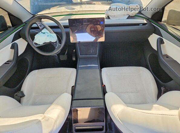 7SAYGDED0TF386011 2026 TESLA MODEL Gray წინა პანელის ხედი