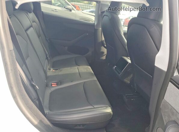 7SAYGDED0TF434008 2026 TESLA MODEL White Вид задніх сидінь
