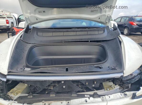 7SAYGDED0TF434008 2026 TESLA MODEL White Вид задньої частини салону