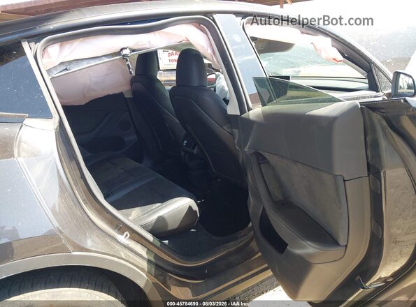 7SAYGDED1RF053146 2024 TESLA MODEL Y Серый Вид наклейки с VIN-кодом